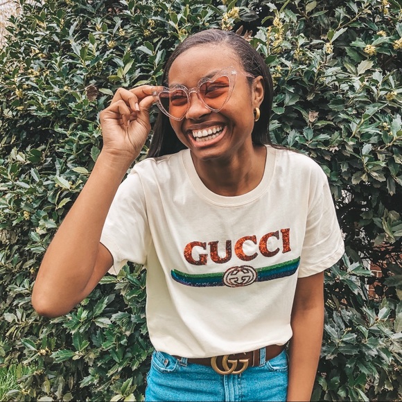 Bookmark My Closet 🤩✨ - Picture 2 of 8